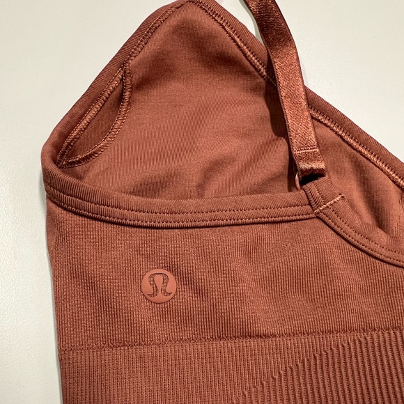 Lululemon 🍋 Ebb To Street Bra Size 4 - Picture 6 of 9